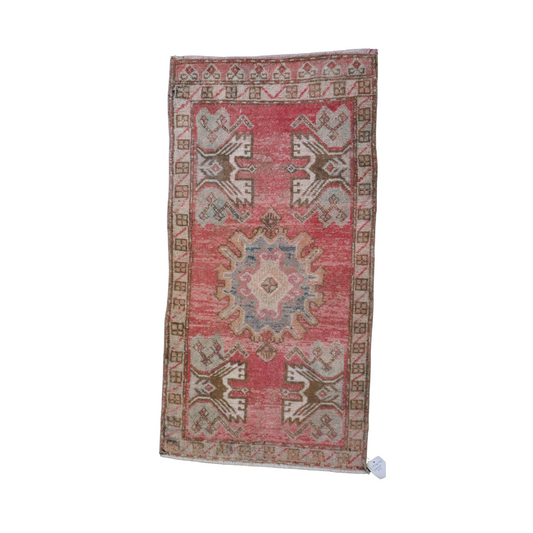Vintage Rug {Bubblegum Bliss}
