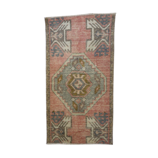 Vintage Rug {Rosewood}